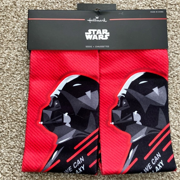 Hallmark Disney’s Star Wars Long Socks One Size Fits Most New In Package - Picture 1 of 3